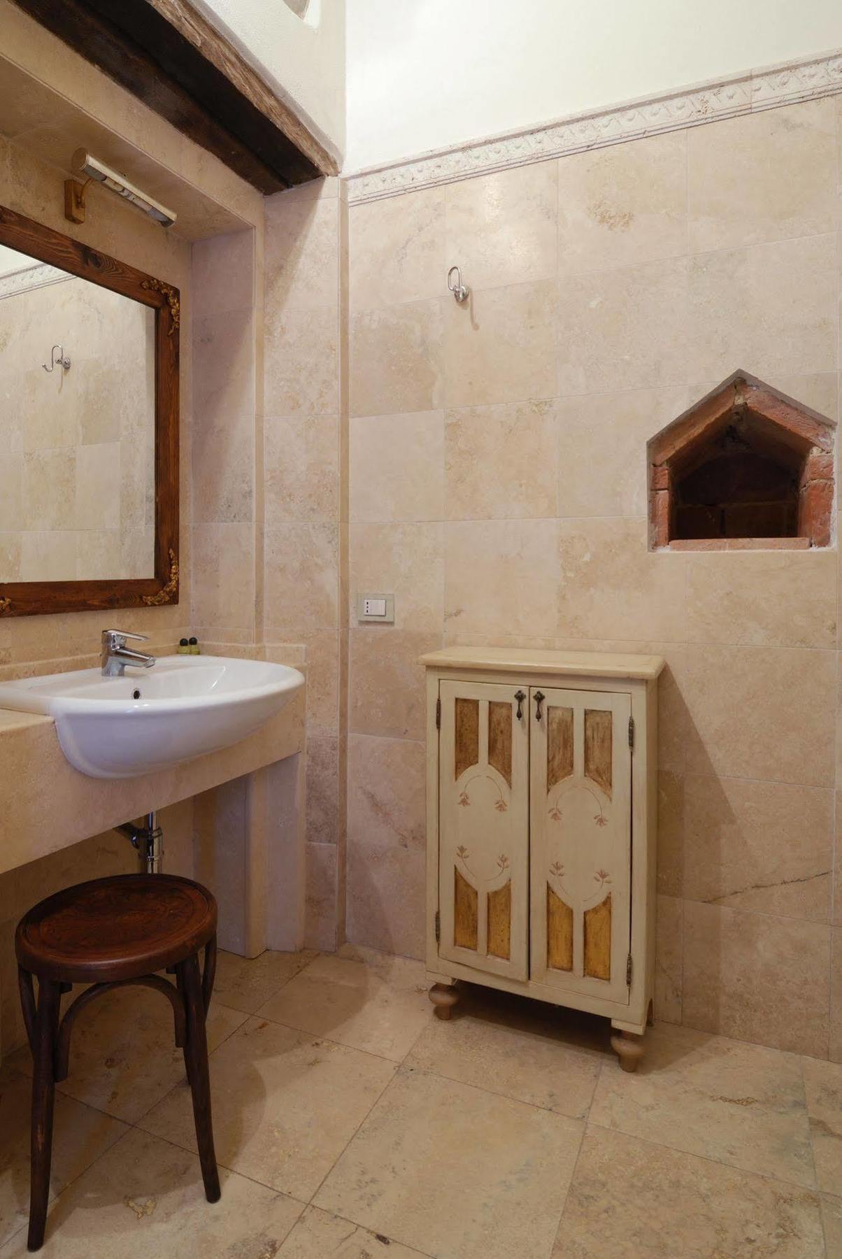 Agriturismo La Lodola คาสเตลนูโอโว เบราร์เดนกา ภายนอก รูปภาพ