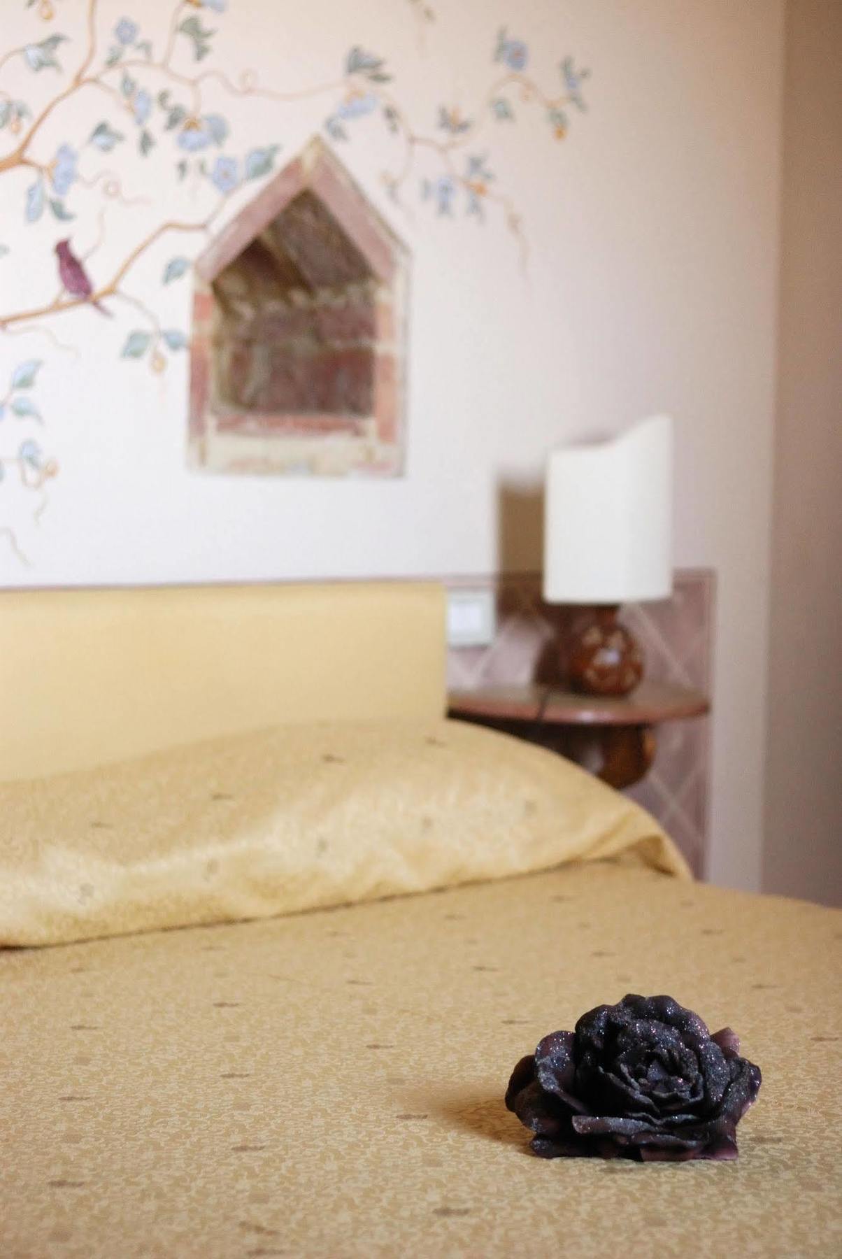 Agriturismo La Lodola คาสเตลนูโอโว เบราร์เดนกา ภายนอก รูปภาพ
